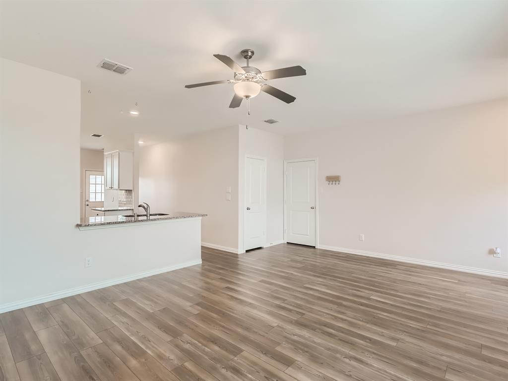 Verandah Ph 3b1 - Residential