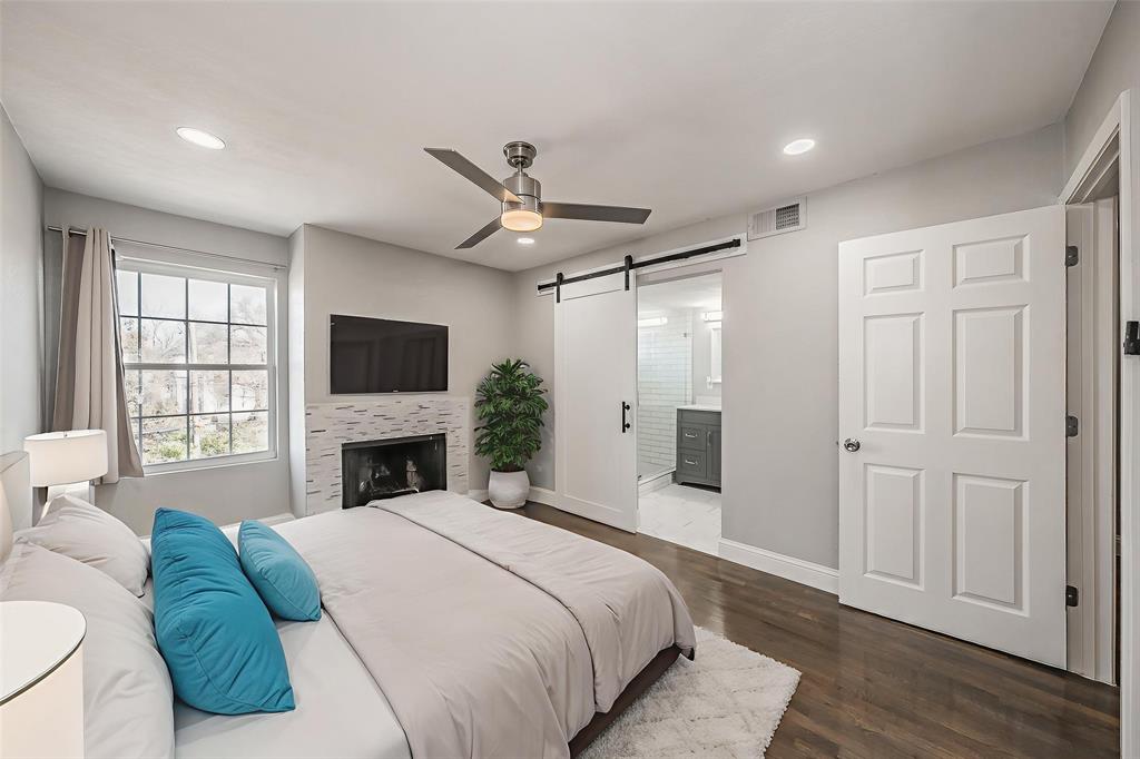 Ashton Square Condo - Residential