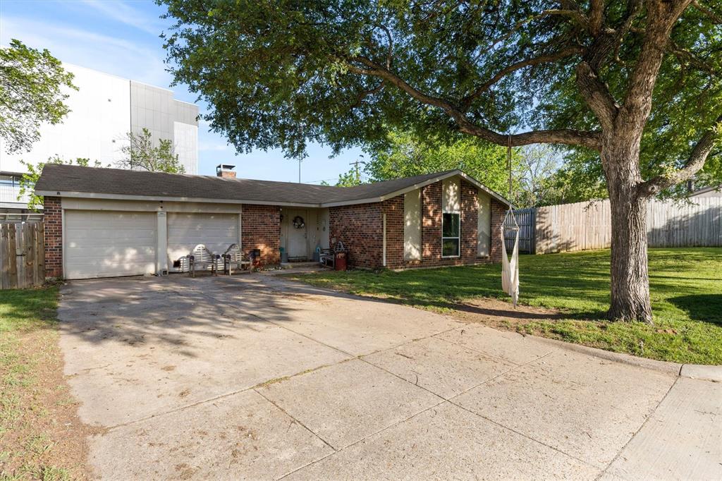 BACK ON THE MARKET.  BUYER COULDN'T GET APPROVED FOR 3RD PARTY FINANCING. 

Seller has completely replaced the roof and repaired the sheet rock. 

A warm and welcoming home designed for comfortable everyday family living.  Located in a quiet, established neighborhood in Arlington, this home offers the perfect blend of peaceful surroundings and easy access to everything a busy family needs.  Tree-lined streets, nearby parks, and a strong sense of community make this area ideal for growing households. You’ll enjoy evening walks, bike rides, and weekends spent outdoors, all while being just minutes from shopping, dining, and major highways for easy commuting.  Situated within Arlington ISD, the home offers access to a variety of academic and extracurricular opportunities. Plus, being near University of Texas at Arlington means educational resources, events, and enrichment programs are always close by.  With quick access to I-20, Hwy 360, and Hwy 287, commuting to Dallas or Fort Worth is easy while still enjoying peaceful suburban living.