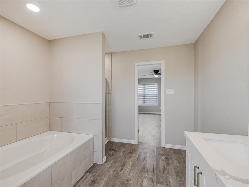 Saddlebrook Estates Ph 2 Krum - Residential