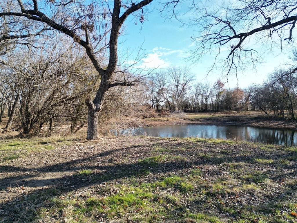 Matthews T - Land