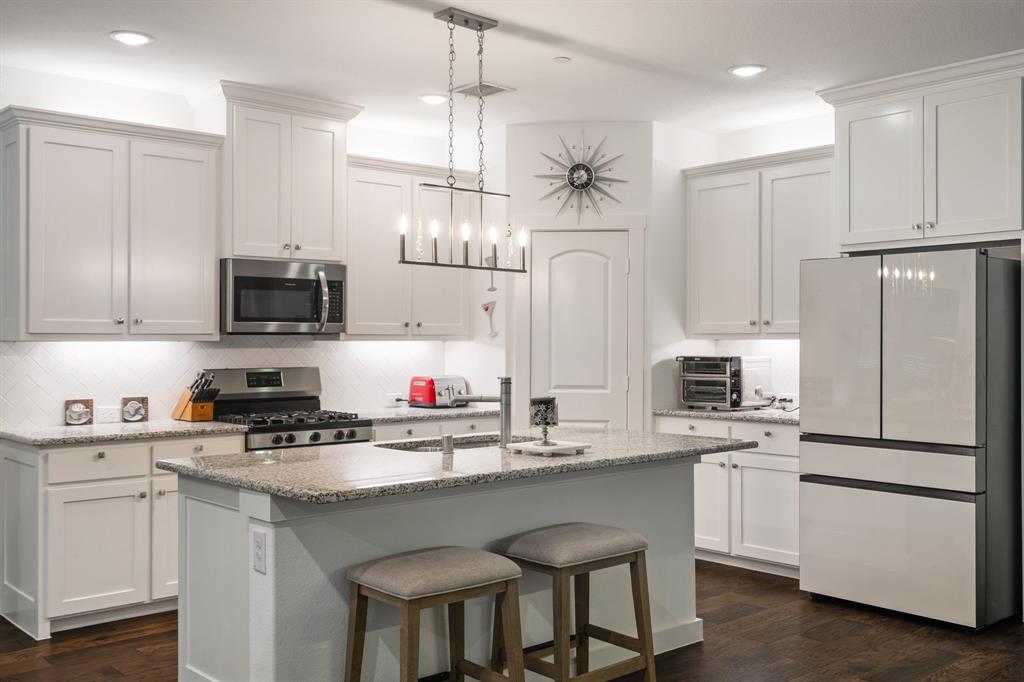 Apples Crossing - Residential