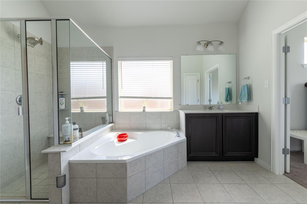 Country Lakes West Ph Two - Residential