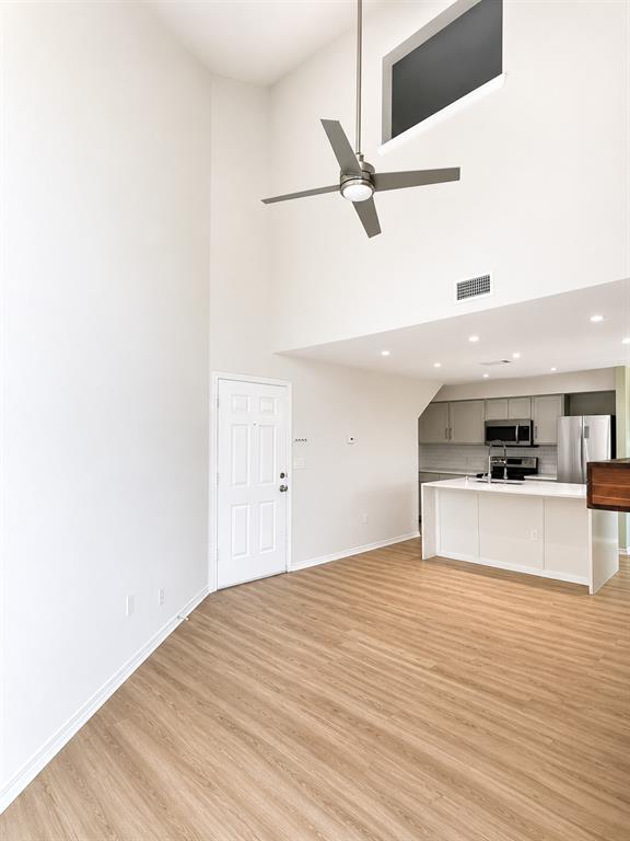 Richland Trace Condos - Residential