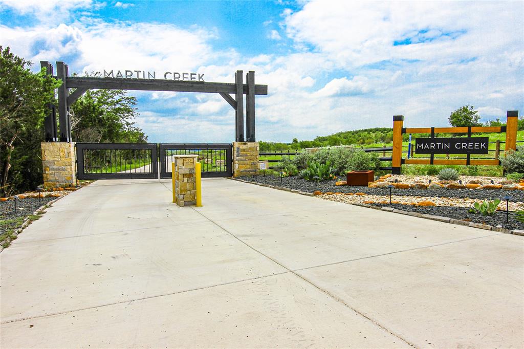 MARTIN CREEK ESTATES - Residential