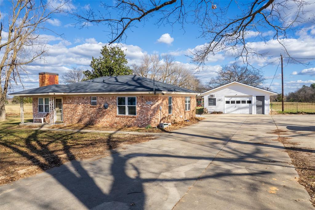 Henr Teal 52 - Residential