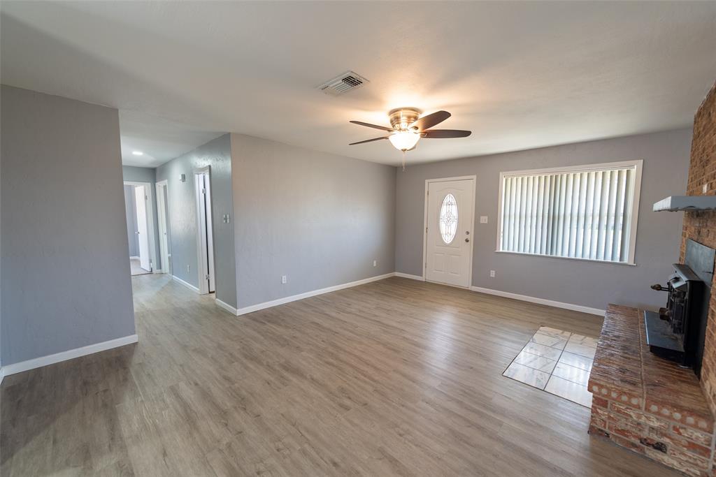 Henr Teal 52 - Residential