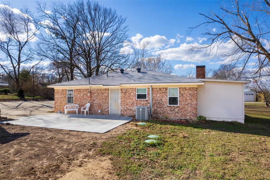 Henr Teal 52 - Residential