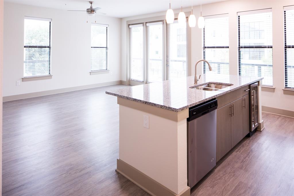 Bowaer & Lemmons Oak Lann & N - Residential Lease