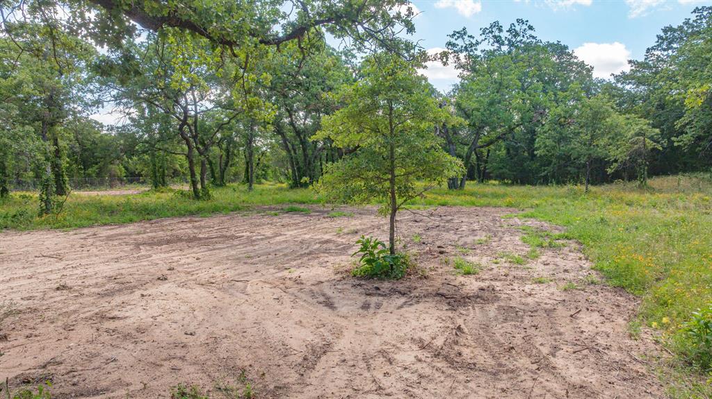 G M Collingsworth Surv A-121 - Land