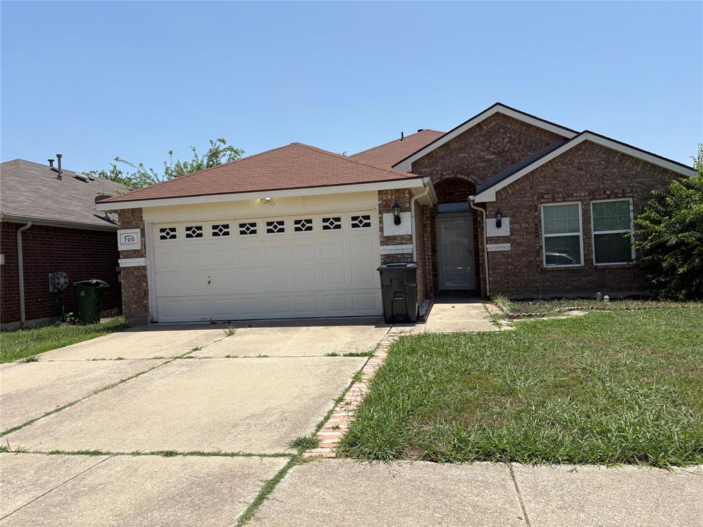 Welcome to MISD where opportunity meets affordability.  This 1952 sqft offer open floor plan.  Upgrade counter top, and no carpet through out the house.  This property is NOT in HOA. Easy to access I-20, 360 highway. This house also featuring cover patio and relaxing after hard working day.  Come to check it out.
