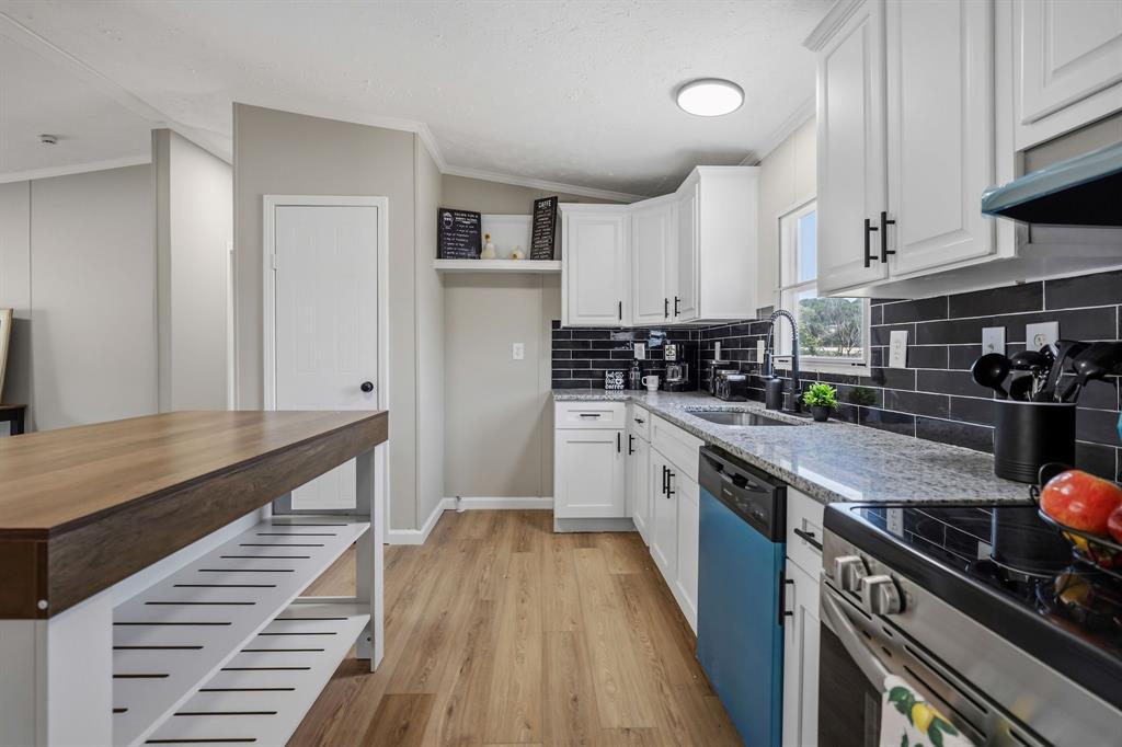 Oak Meadows IV - Residential