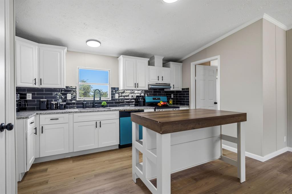 Oak Meadows IV - Residential