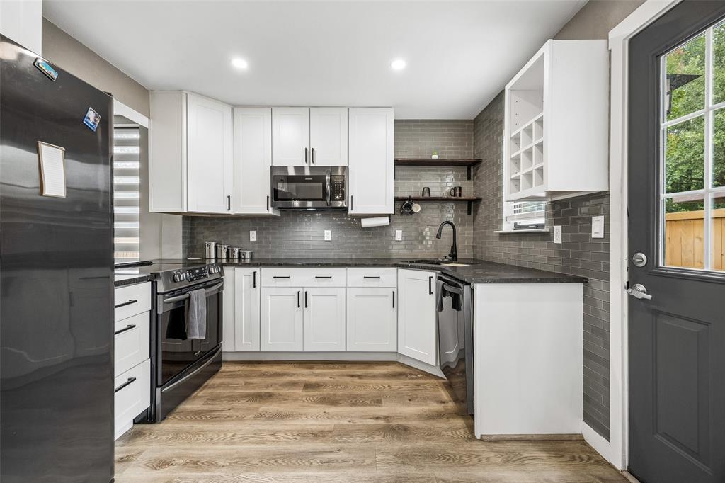 Holly Oaks Twnhms - Residential