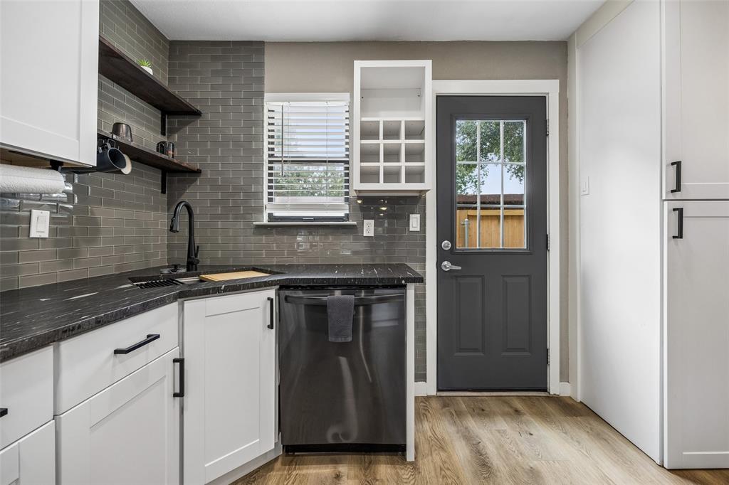 Holly Oaks Twnhms - Residential