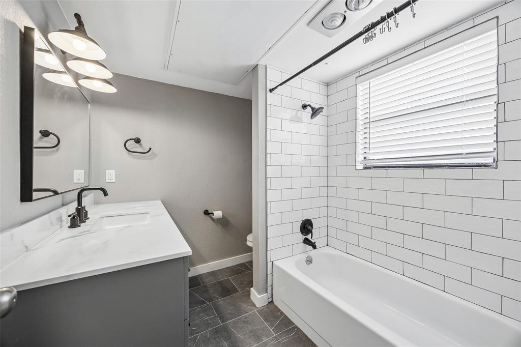Holly Oaks Twnhms - Residential