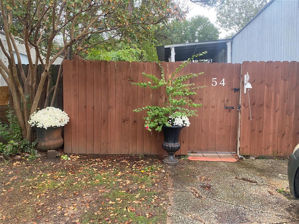 Immaculately maintained mobile Home with Land at 54 Kelly Circle minutes from DFW airport.
A well-located property that offers both convenience and comfort this home presents a fantastic opportunity to own a mobile home on its own piece of land in close proximity to major Dallas Forth Worth transportation hubs. It's an ideal option for those who desire a low-maintenance living arrangement first time homebuyers, and downsizers. Enjoy all the perks of owning your own property at a fraction of the cost. Some of the features include granite counter tops, laundry room, small backyard, & storage shed. Schedule your showing today!