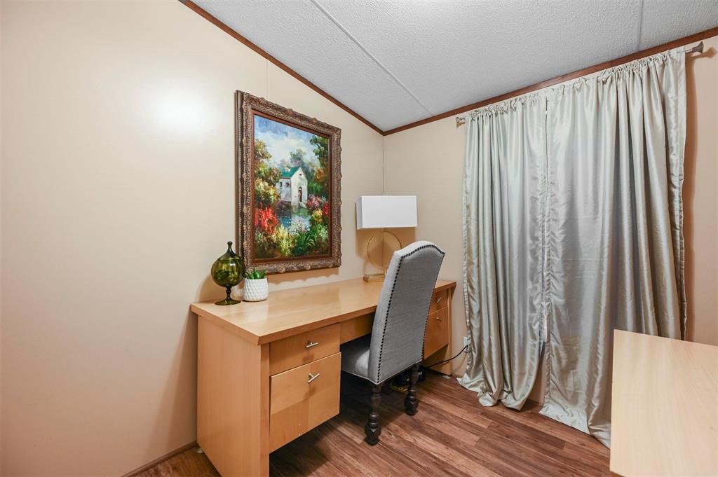 Knob Hill Mobile Home Park - Residential