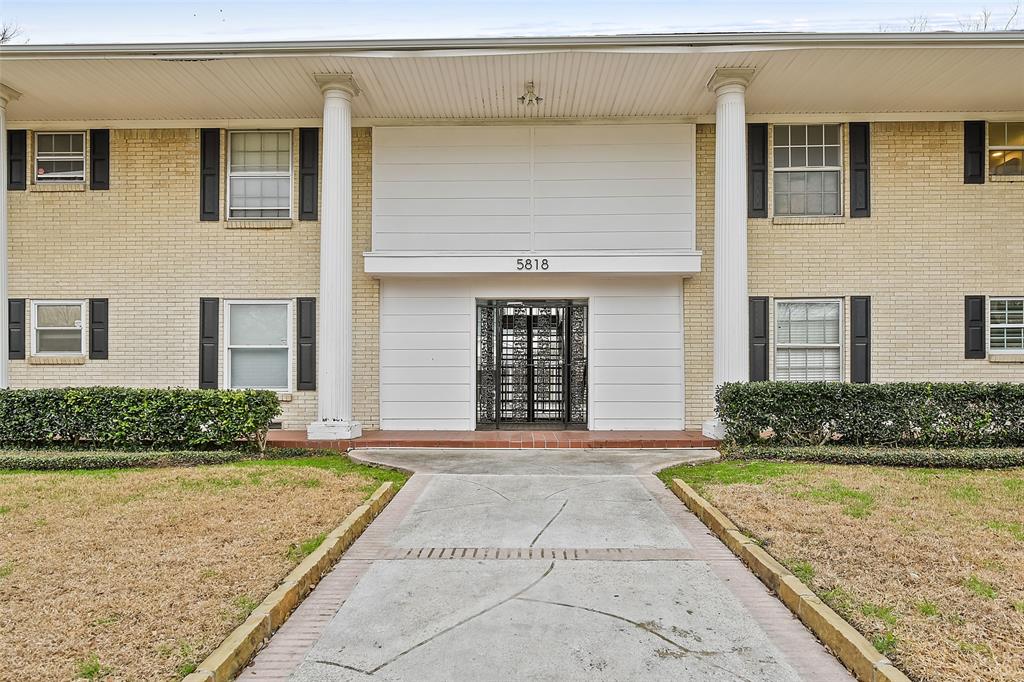 One of the most desirable location in Dallas! 2 bed 2 bath condo. Property is located high demand area of Dallas ,near SMU (5 min drive). Desirable location means upside potential for property value. 

This two-bedroom, two-bathroom house offers approximately 945 square feet of living space. The property features an in-ground swimming pool, a barbecue grill, and a private courtyard.

The primary bedroom is a spacious room with ample natural light. The ensuite bathroom includes a vanity, a shower, and a toilet. The second bedroom is a comfortable size with a closet for storage. The additional bathroom features a vanity, a bathtub, and a toilet.

The living room is an open and airy space, providing a comfortable area for relaxation. The kitchen is equipped with essential appliances and ample counter space, making meal preparation convenient. The courtyard, accessible from the living room, offers a private outdoor space for entertaining or leisure activities. The property also includes a barbecue grill, perfect for hosting gatherings or enjoying al fresco dining.

The in-ground swimming pool, situated in the backyard, offers a refreshing way to cool off during the warmer months. The pool area provides a serene and tranquil environment, ideal for leisure and recreation.

Overall, this property presents a well-maintained and functional living space, with a variety of amenities that cater to different lifestyle preferences.