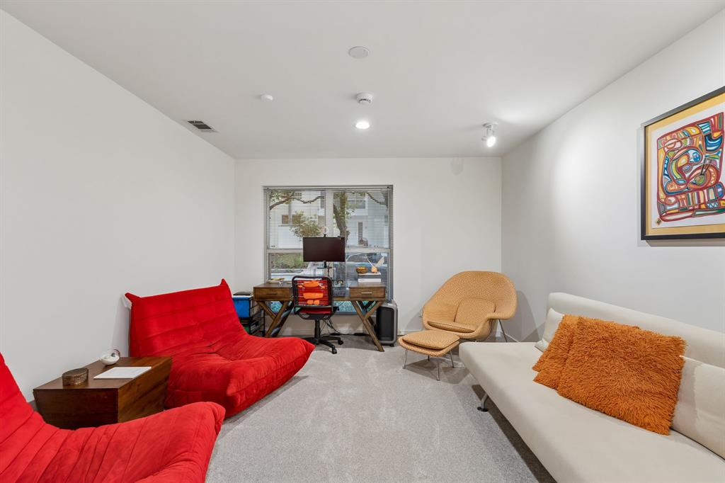 Parkwood Twnhms - Residential
