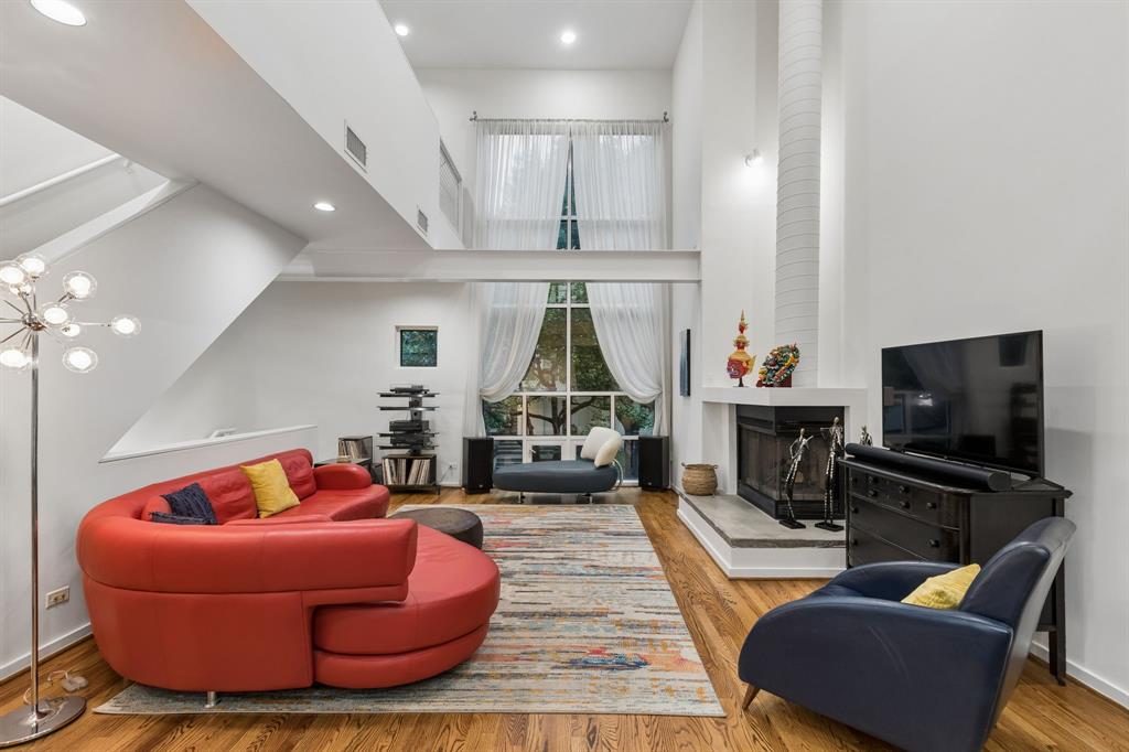 Parkwood Twnhms - Residential