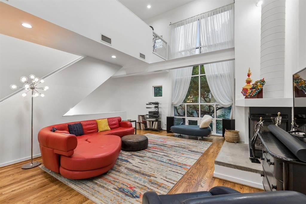 Parkwood Twnhms - Residential