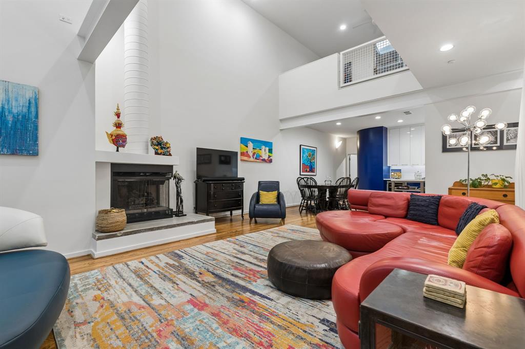 Parkwood Twnhms - Residential