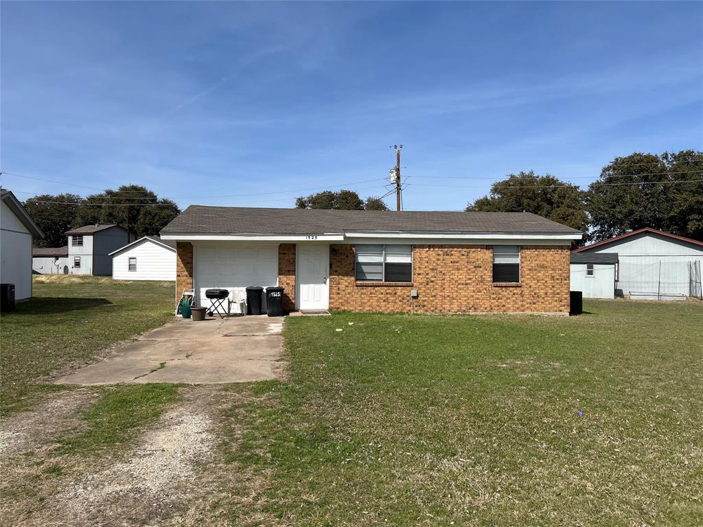 Make this your next investment property with a month to month tenant already in place! Do not disturb tenant. 

Super Cute 2 bedroom home in Pelican Bay a quiet suburb by Azle. Walk to the lake, enjoy endless wildlife including deer that will hang out in your front yard for some cheerios. Nature lovers, outdoor people, lake people, this is it!!!! Ideal for everyone! Discover comfort and charm in this delightful 2 bedroom - 1 bath home. With an open floor plan, this home feels bright and airy, offering a seamless flow from living to dining to kitchen, perfect for everyday living and entertaining. The 1 car garage provides convenient storage and also serves a laundry area with washer and dryer hookups. The spacious yard offers room to relax or create your ideal outdoor space. Situated within Azle ISD and with no HOA, this home is a fantastic opportunity to plant roots in a friendly, established community or make this one your next investment opportunity. Don't miss out on this gem!

No survey available. Sold As-Is, seller will not make any repairs. All disclosures online. 
Please do not disturb occupants. 

Home is tenant occupied on a month to month basis and the tenant will need a 30 day notice to move out. The home is being managed by a professional management company which can continue on with the new buyer.