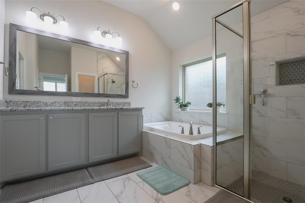 Lakes River Trls East - Residential