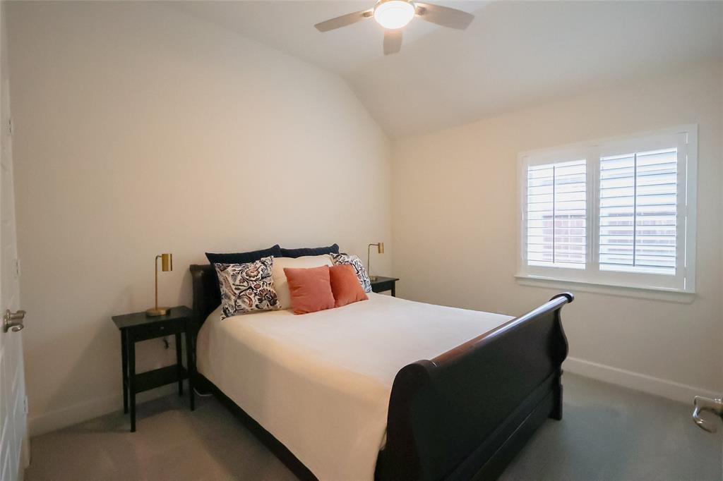 Lakes River Trls East - Residential