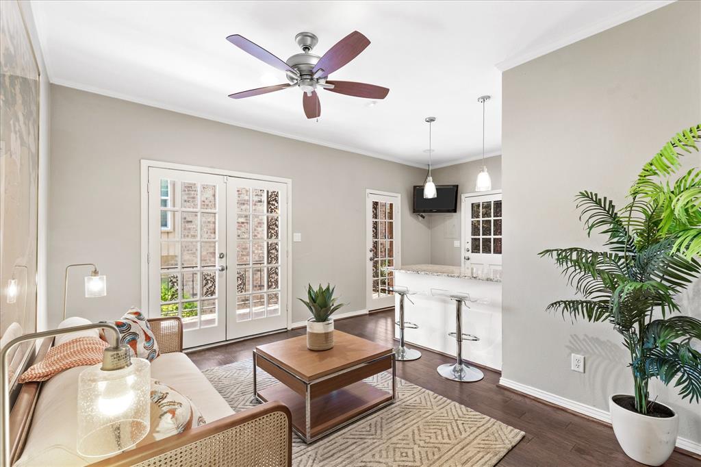 Royale Orleans South Condo - Residential