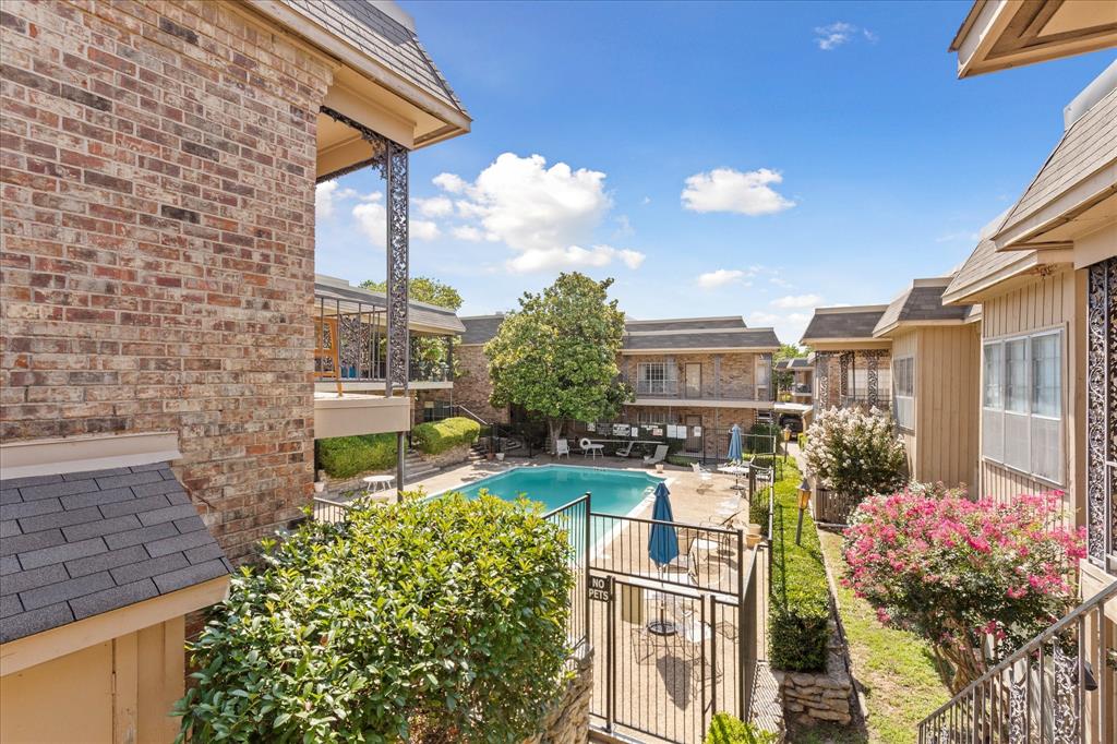 Royale Orleans South Condo - Residential