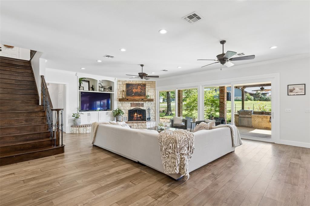 D Davis - Residential