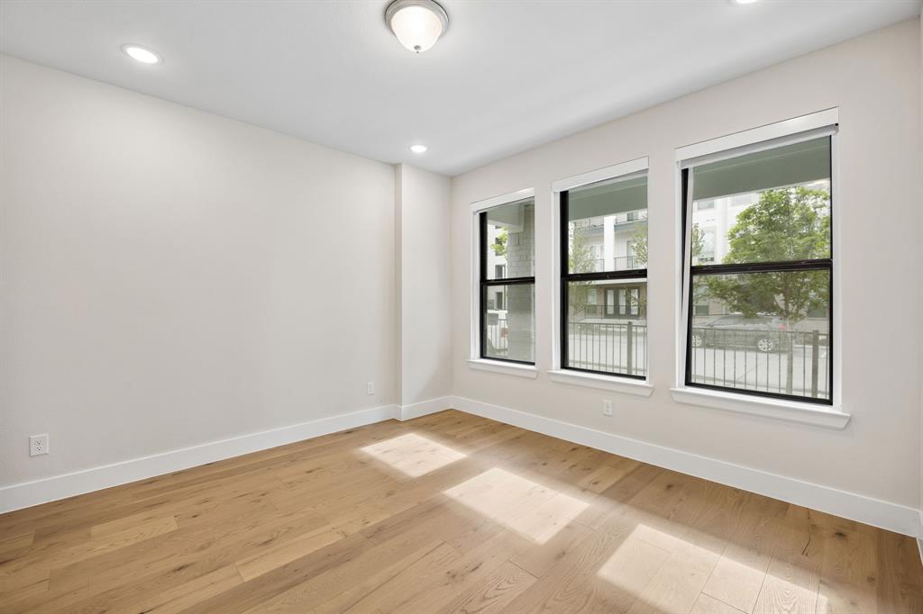 Sapphire Bay - Residential