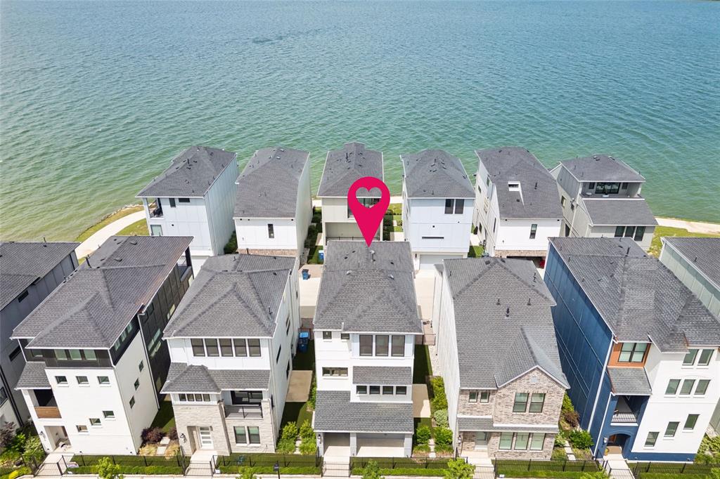 Sapphire Bay - Residential