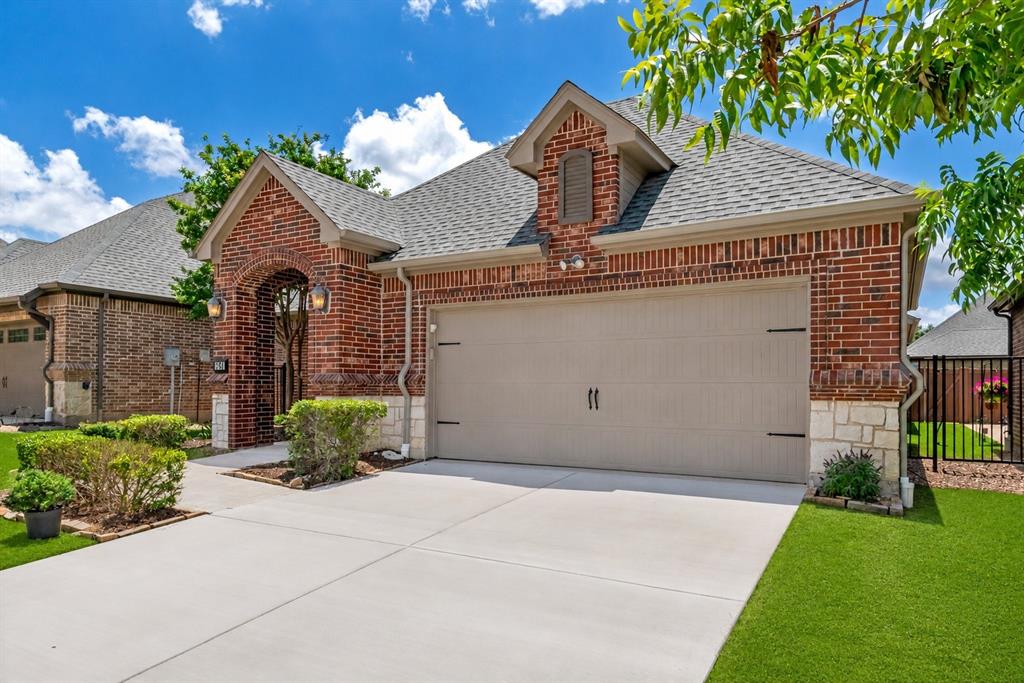 Villas Of Stone Glen Condos - Residential