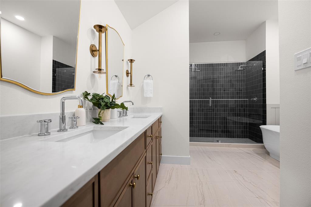 Prestonwood - Residential