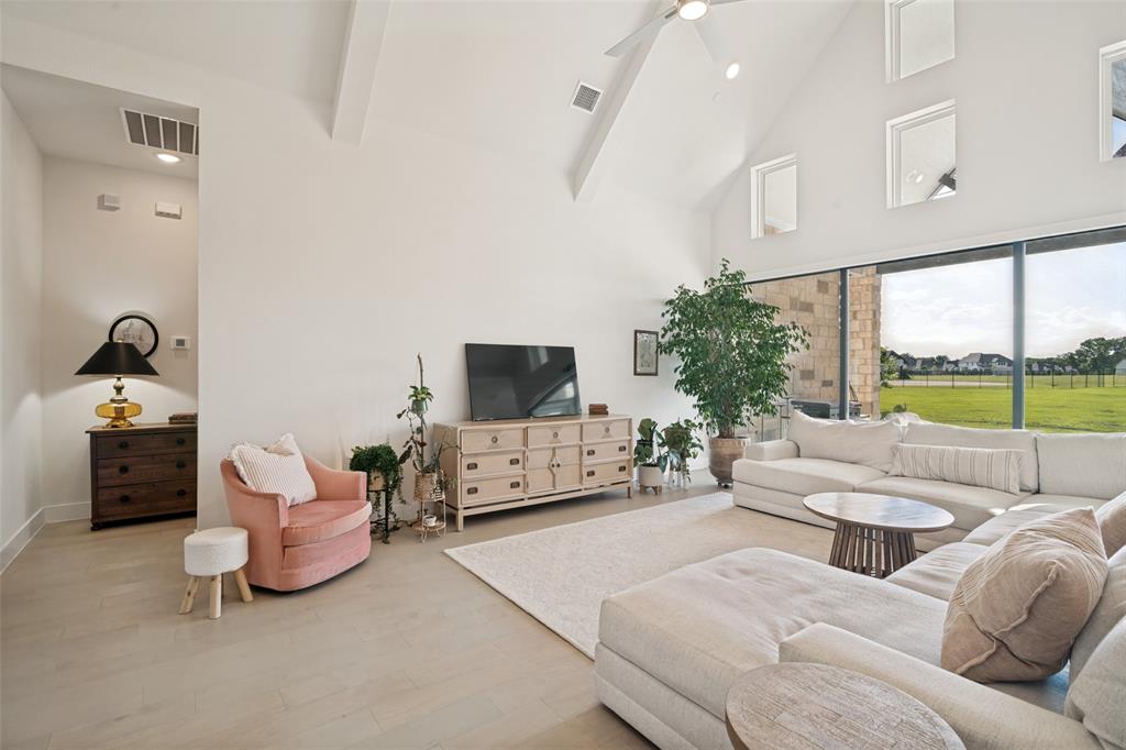 Lakeview Downs - Residential