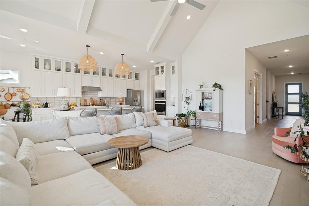 Lakeview Downs - Residential