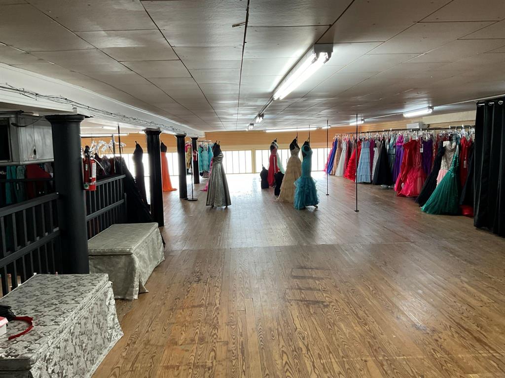 Original Cleburn - Commercial Sale