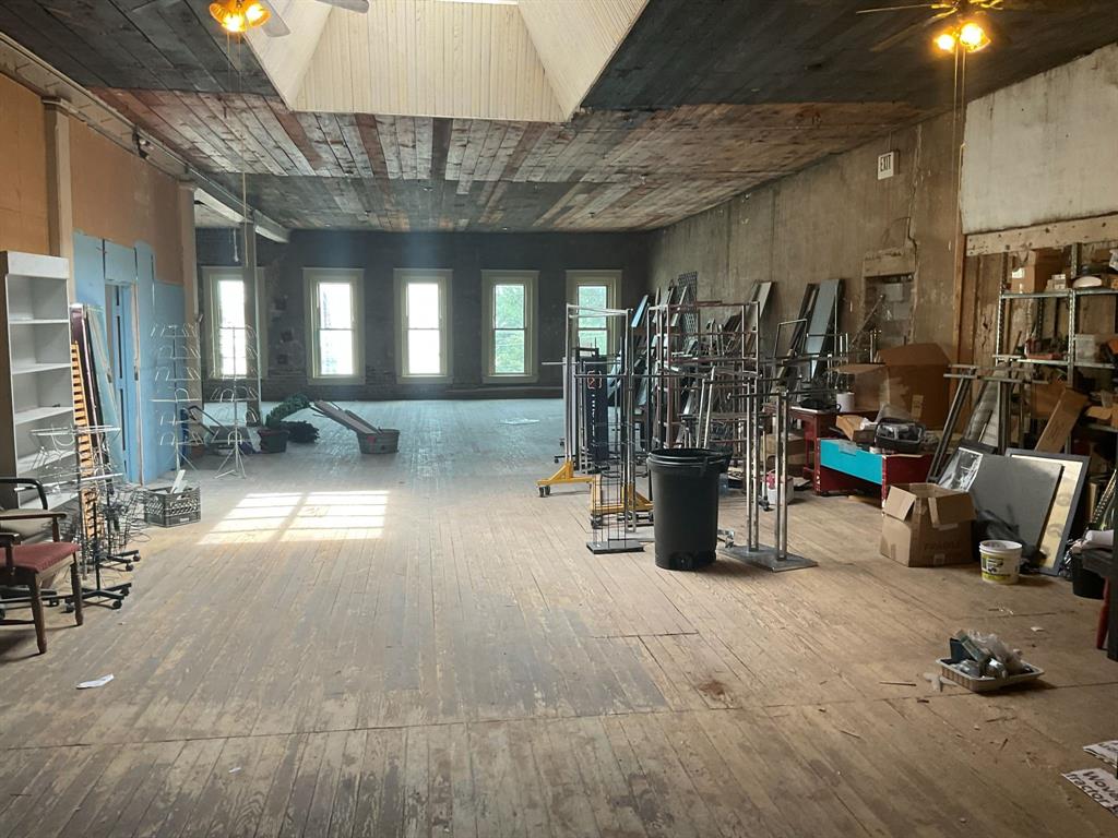 Original Cleburn - Commercial Sale