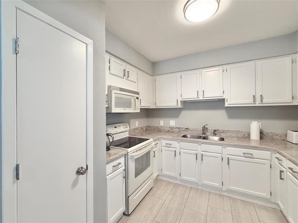 Skillman Bend Condo - Residential
