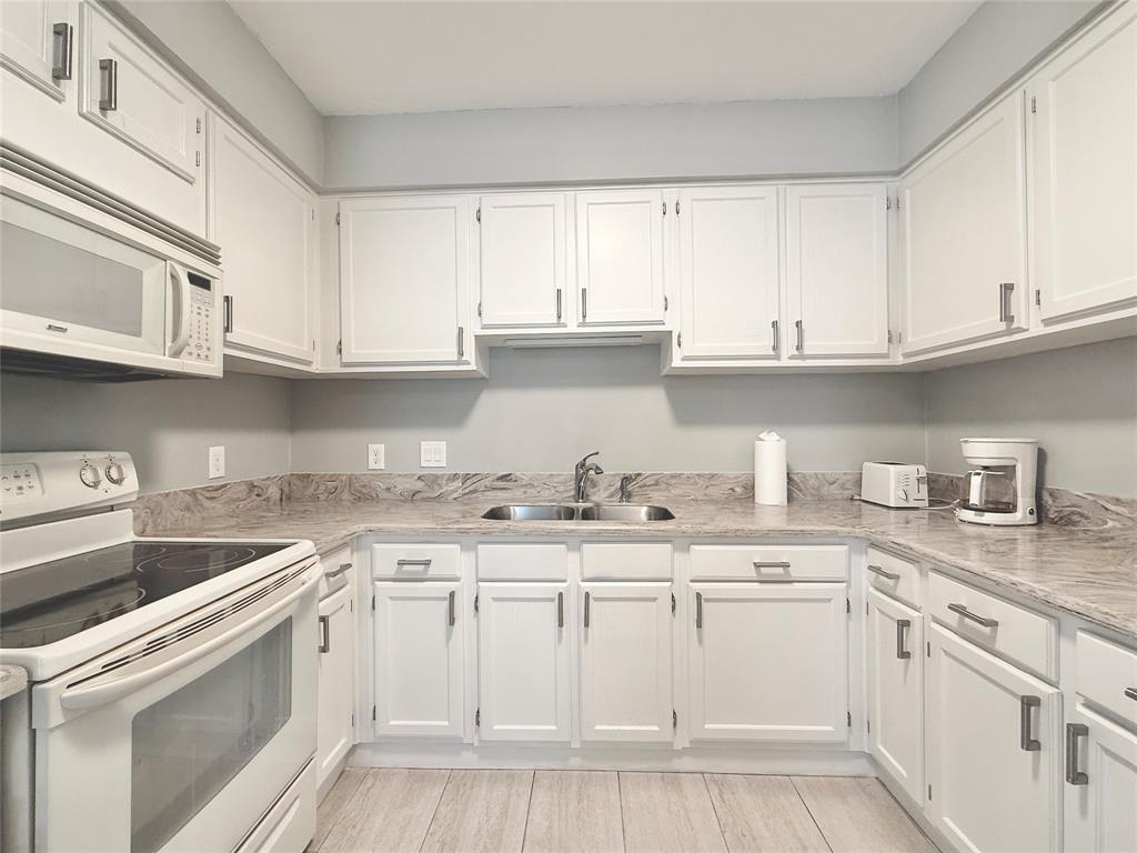 Skillman Bend Condo - Residential