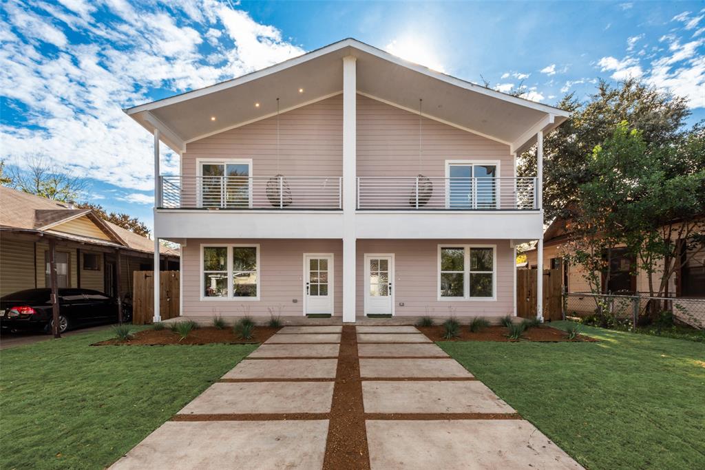 Prime investment opportunity at 632-634 Melba St, Dallas, TX! This FULL duplex offers excellent rental income potential in the heart of the vibrant Bishop Arts District.

Steps from boutique shops, top dining, and lively nightlife, this property is ideal for attracting tenants or owner-occupants. Don't miss out on owning in one of Dallas’ most desirable areas! Schedule your showing today!