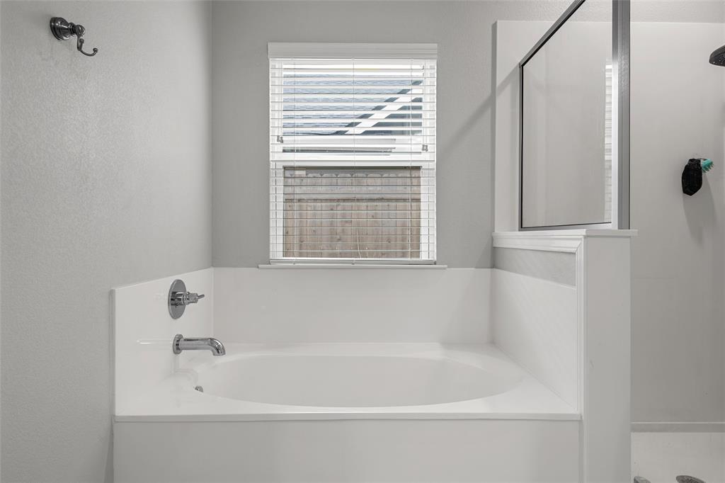 Windsor Park Place Ph One 1 - Residential