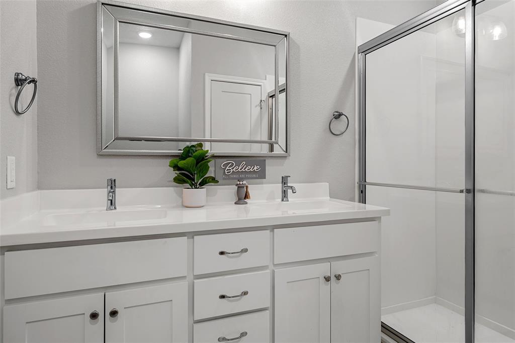 Windsor Park Place Ph One 1 - Residential