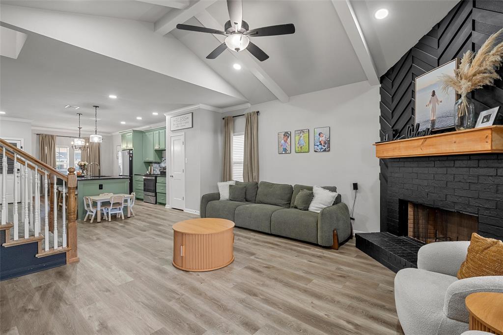 Windsor Park Place Ph One 1 - Residential