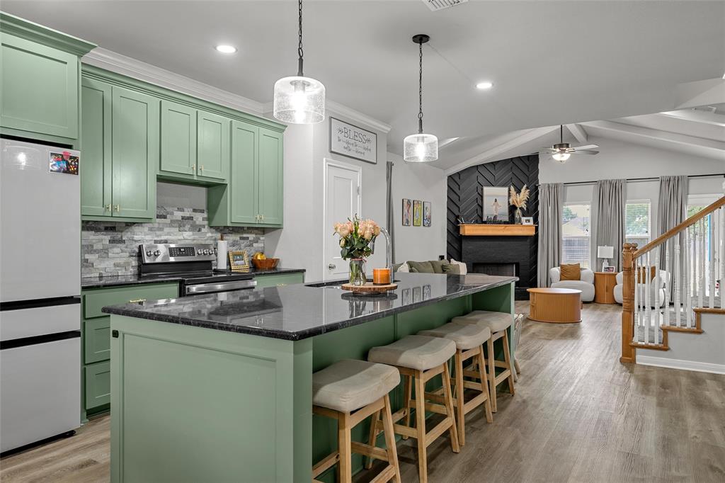 Windsor Park Place Ph One 1 - Residential