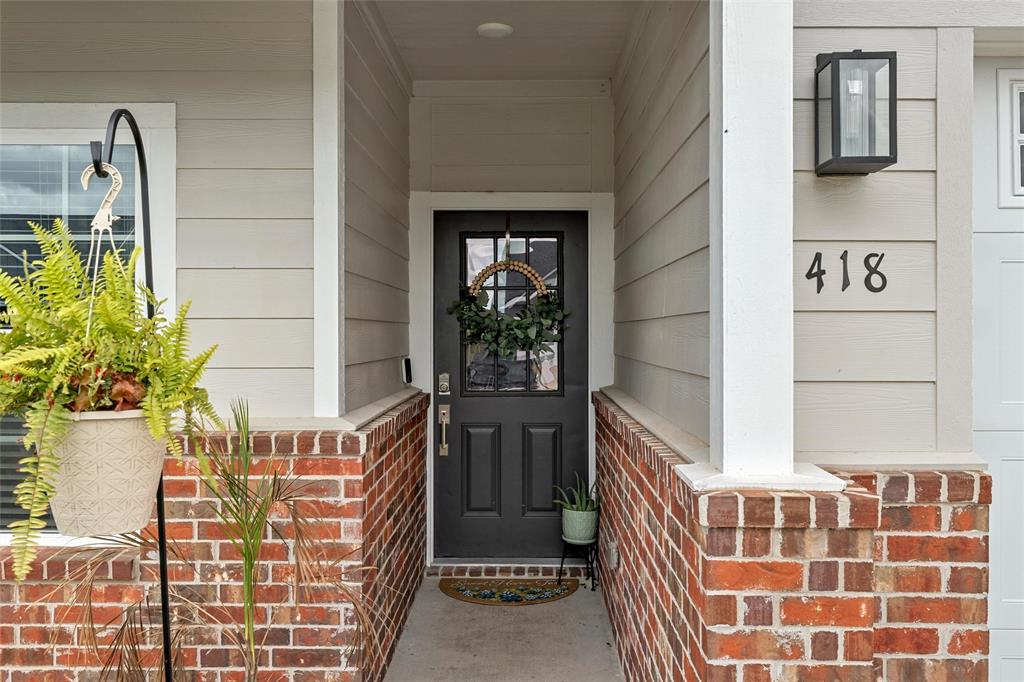Windsor Park Place Ph One 1 - Residential