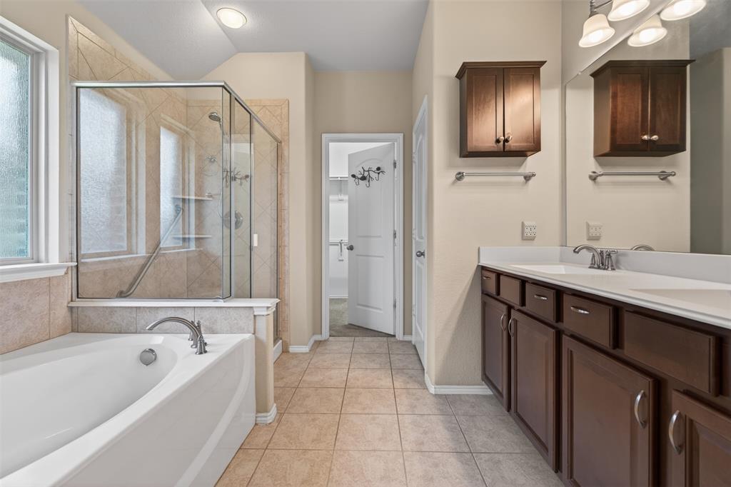 Rolling Mdws East - Residential